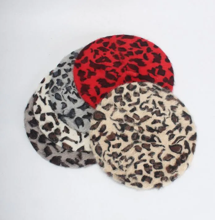 Beret Queen Leopard (Dark Gray)