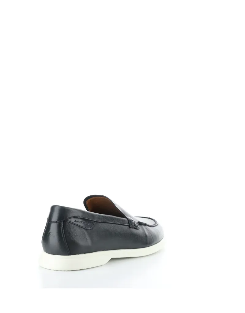 LEATHER LOAFER