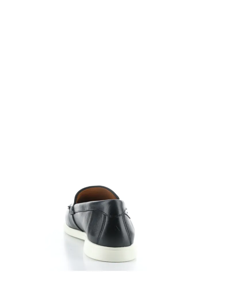 LEATHER LOAFER